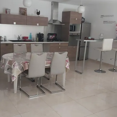 Апартаменты 